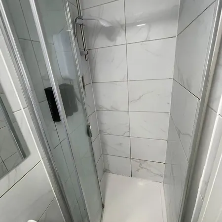 Letzi Private En-Suite Near Wembley Londres Extérieur photo