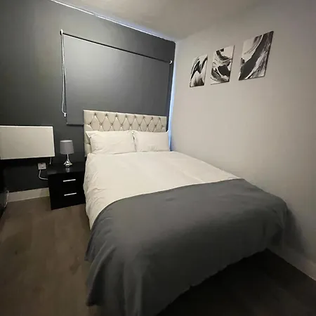 Letzi Private En-Suite Near Wembley Londres Extérieur photo