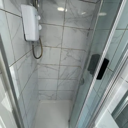 Letzi Private En-Suite Near Wembley Londres Extérieur photo