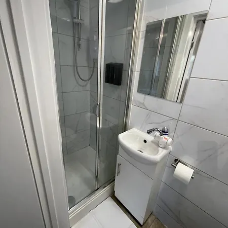 Letzi Private En-Suite Near Wembley Londres Extérieur photo