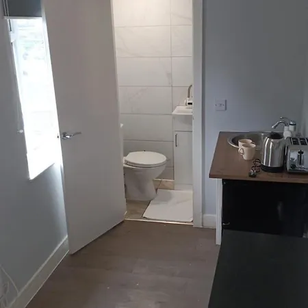 Letzi Private En-Suite Near Wembley Londres Extérieur photo
