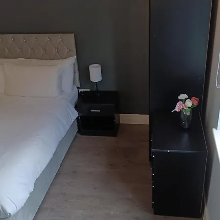 Letzi Private En-Suite Near Wembley Londres Extérieur photo
