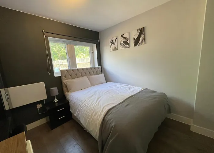 Letzi Private En-Suite Near Wembley